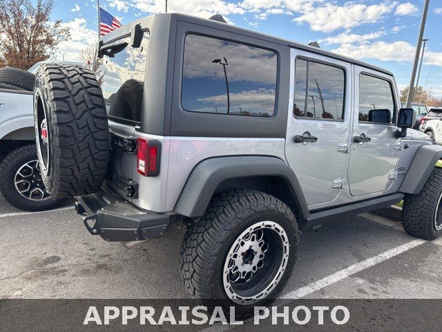 2018 Jeep Wrangler Unlimited Sport S photo 4