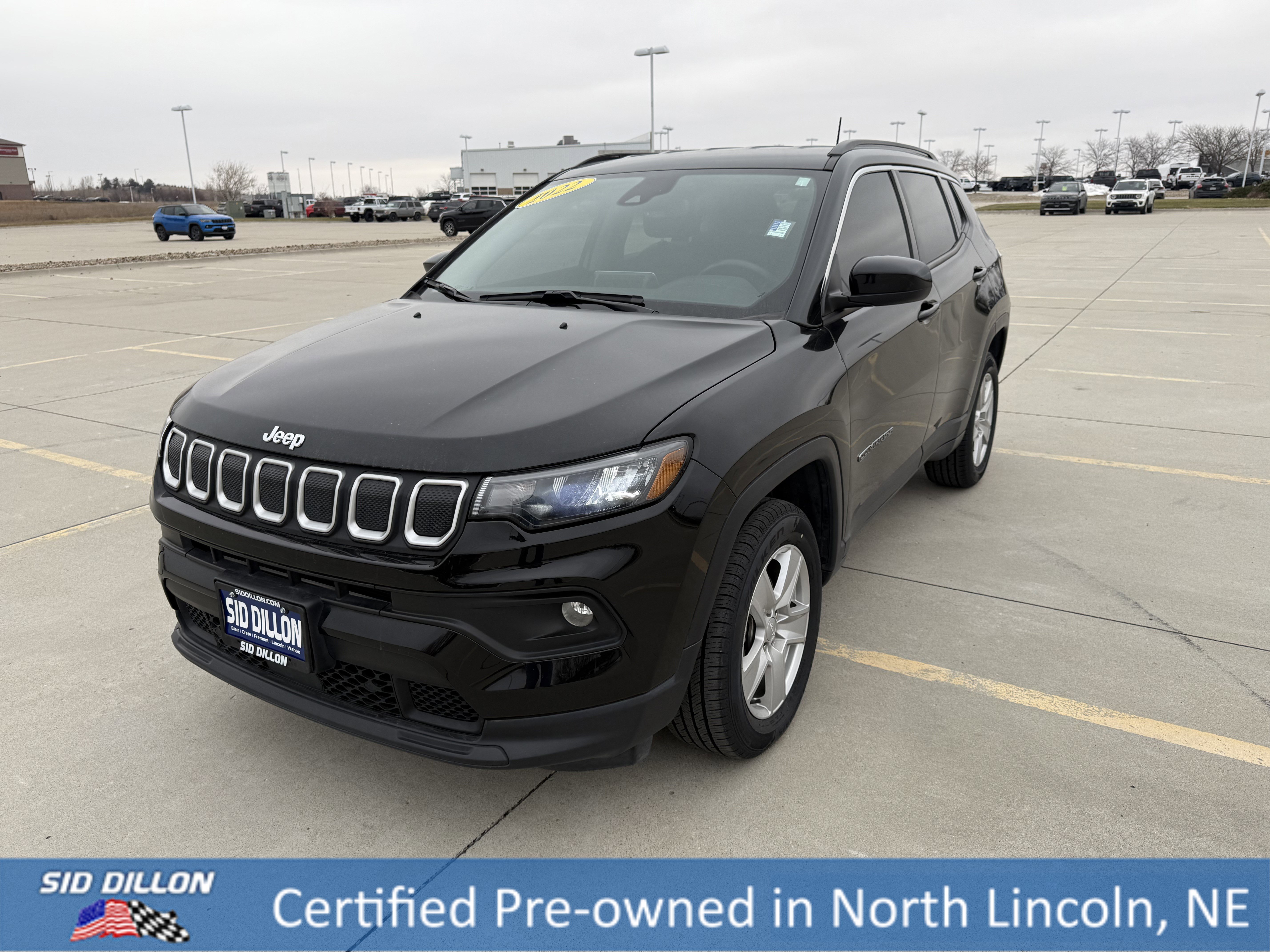 2022 Jeep Compass Latitude's photo