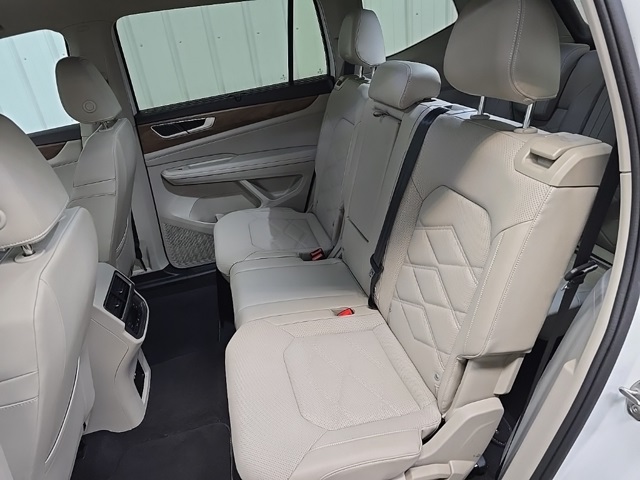 2024 Volkswagen Atlas SE Technology photo 31