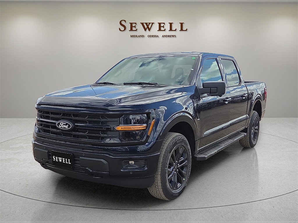 2025 Ford F-150 XLT's photo