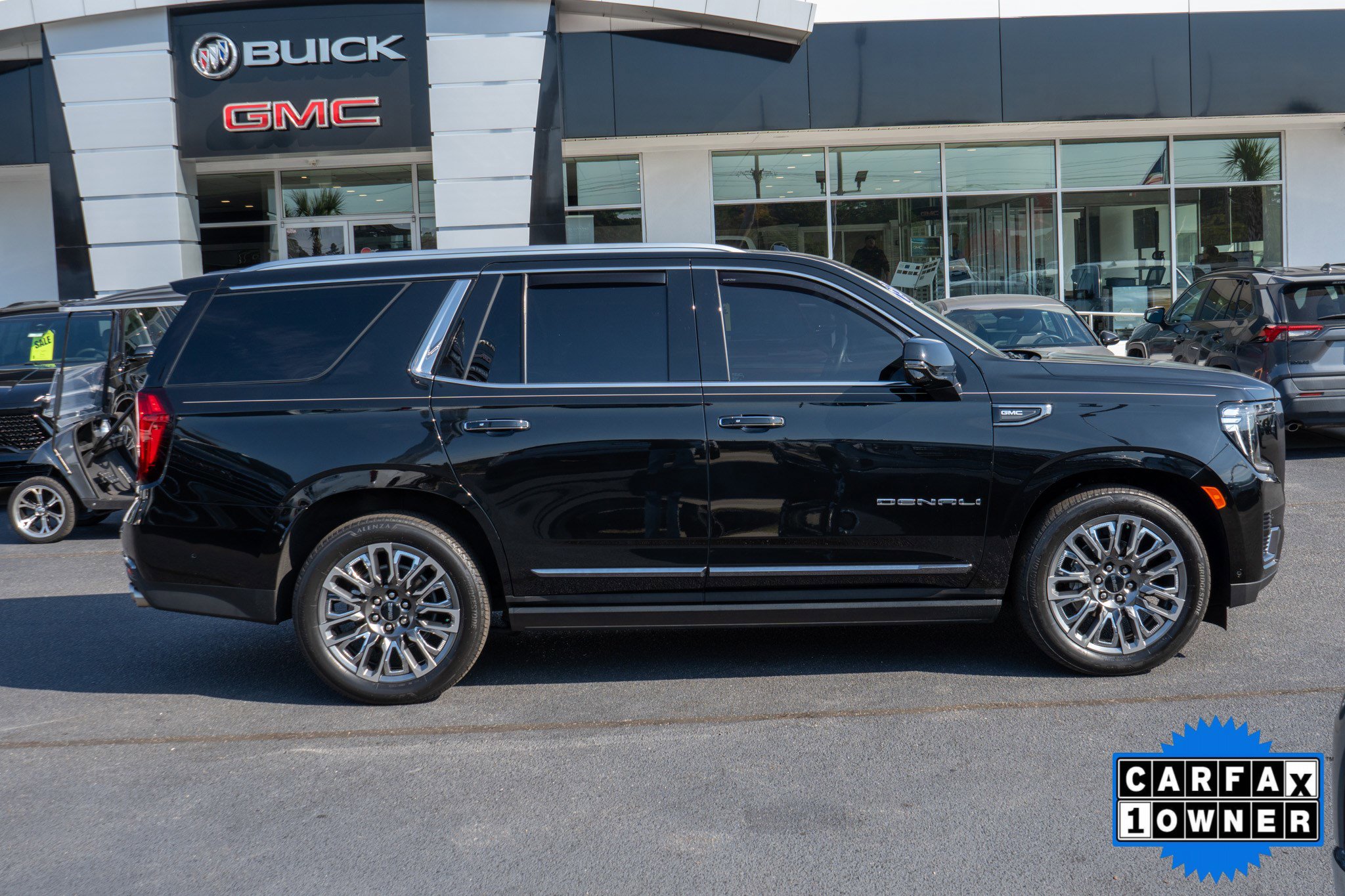 2023 Gmc Yukon Denali Ultimate photo 2