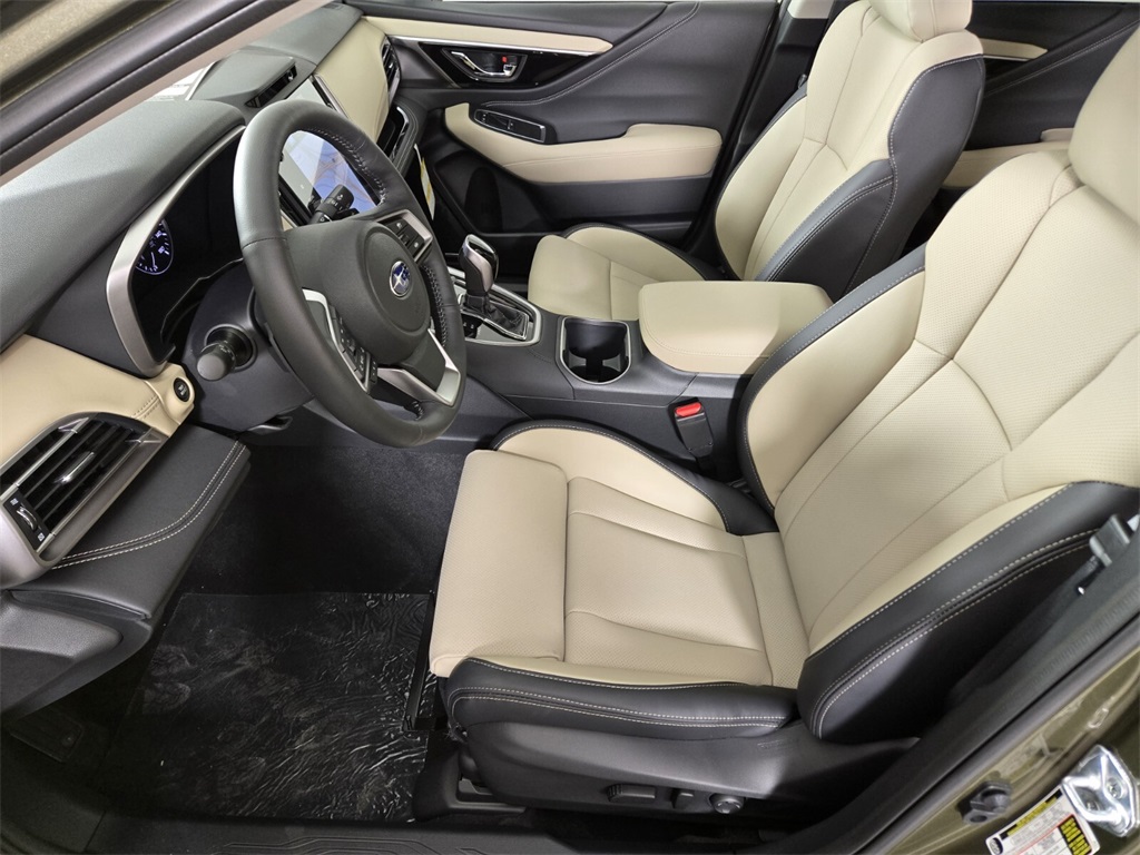 2025 Subaru Outback Limited photo 6