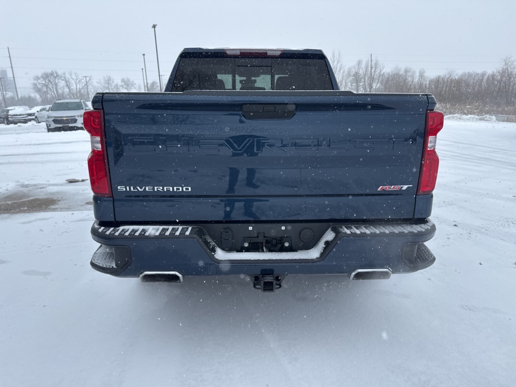 2021 Chevrolet Silverado 1500 RST photo 3