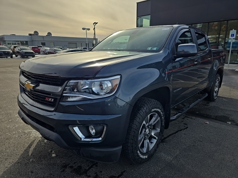 2019 Chevrolet Colorado Z71 photo 3
