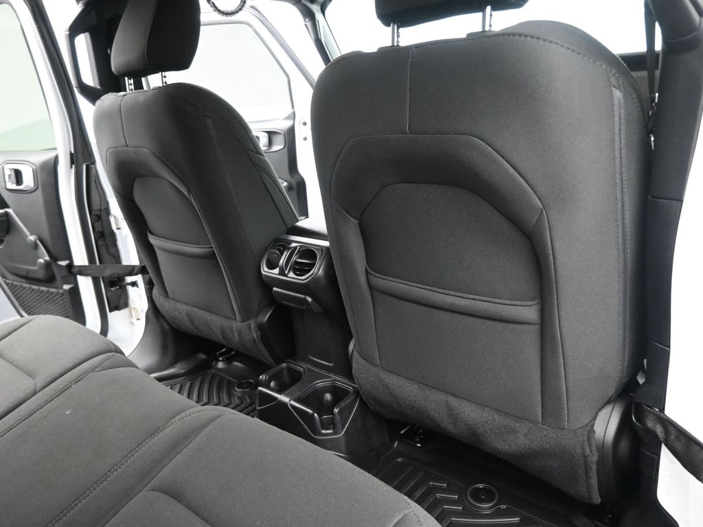 2019 Jeep Wrangler Unlimited Sport photo 22