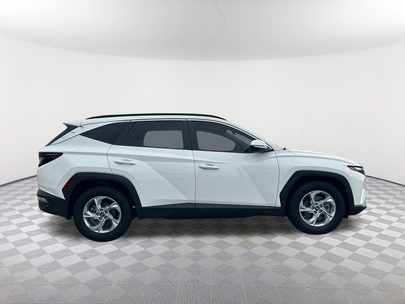 2023 Hyundai Tucson SEL photo 3