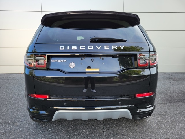 2024 Land Rover Discovery Sport S photo 3