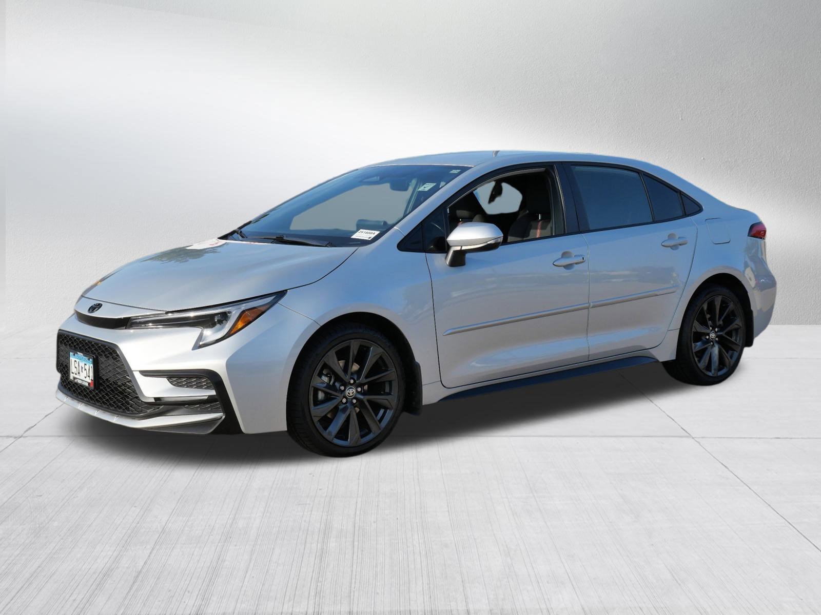 2024 Toyota Corolla SE photo 2