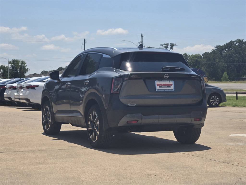 2025 Nissan Kicks SV photo 4