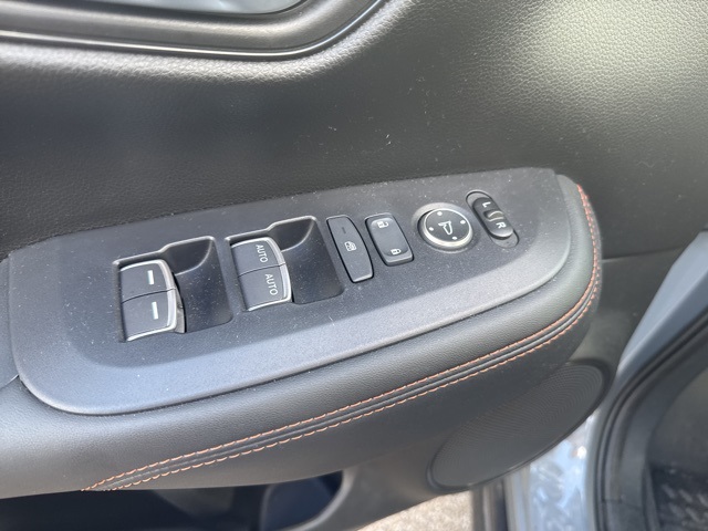 2025 Honda HR-V Sport photo 15