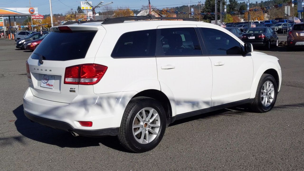 2014 Dodge Journey SXT photo 2