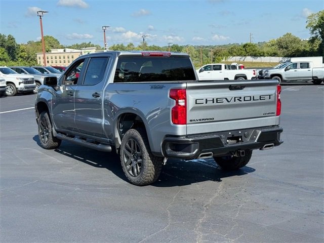 2026 Chevrolet Silverado 1500 Custom Trail Boss photo 3