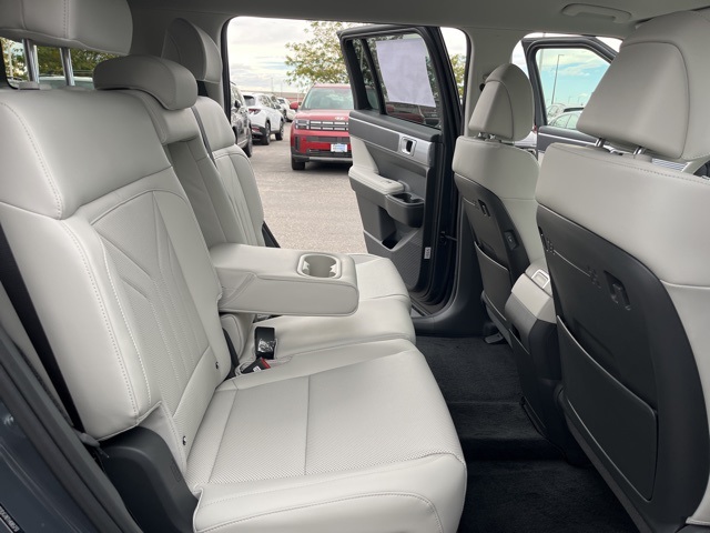 2026 Hyundai Santa Fe SEL photo 15