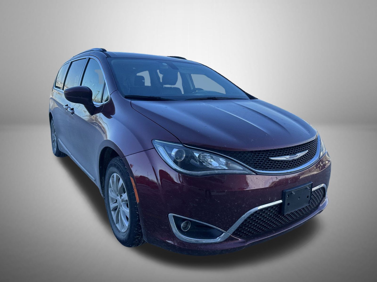2019 Chrysler Pacifica Touring L photo 2
