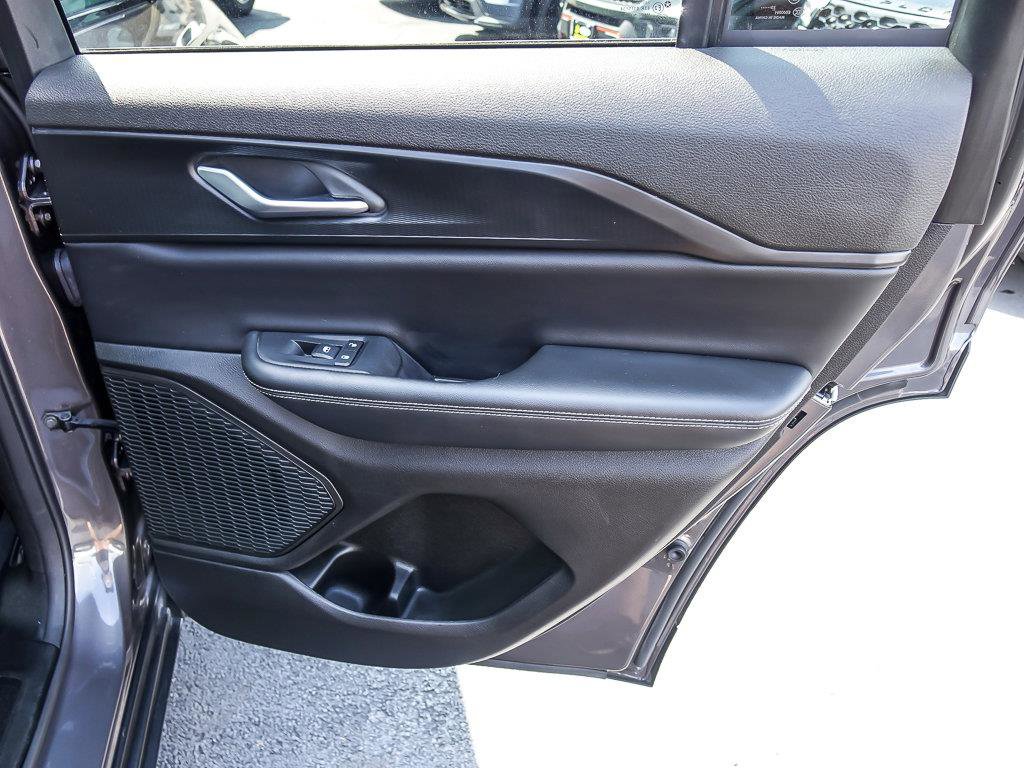 2024 JEEP GRAND CHEROKEE - Image 28