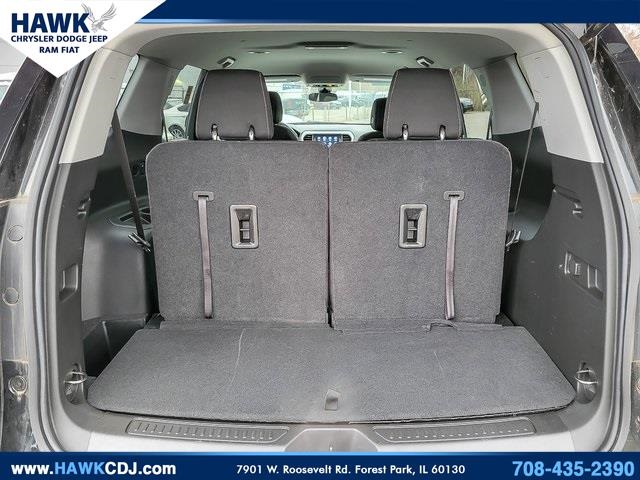 2023 GMC ACADIA - Image 19