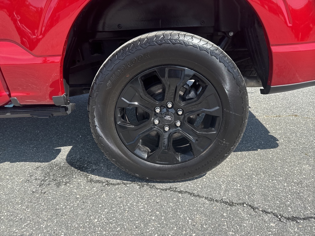 2023 Ford F-150 Lariat photo 28