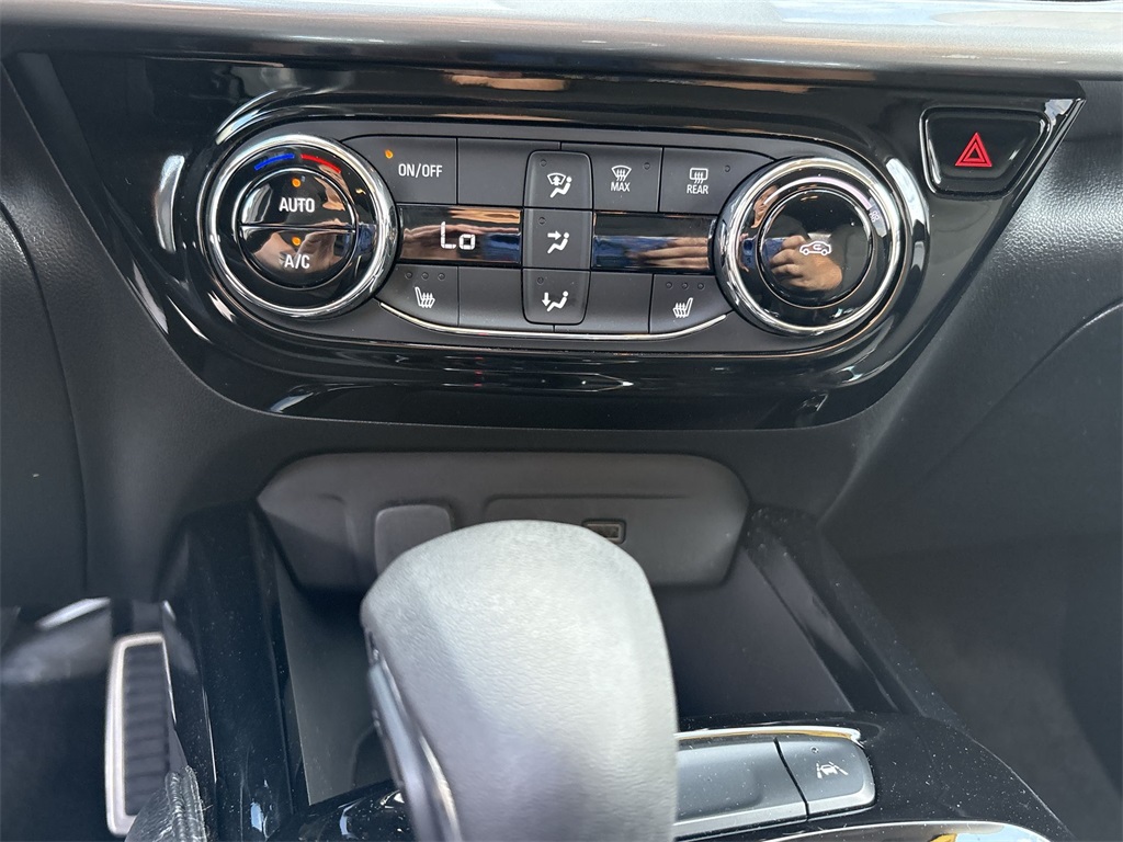 2024 Chevrolet Trax LT photo 15