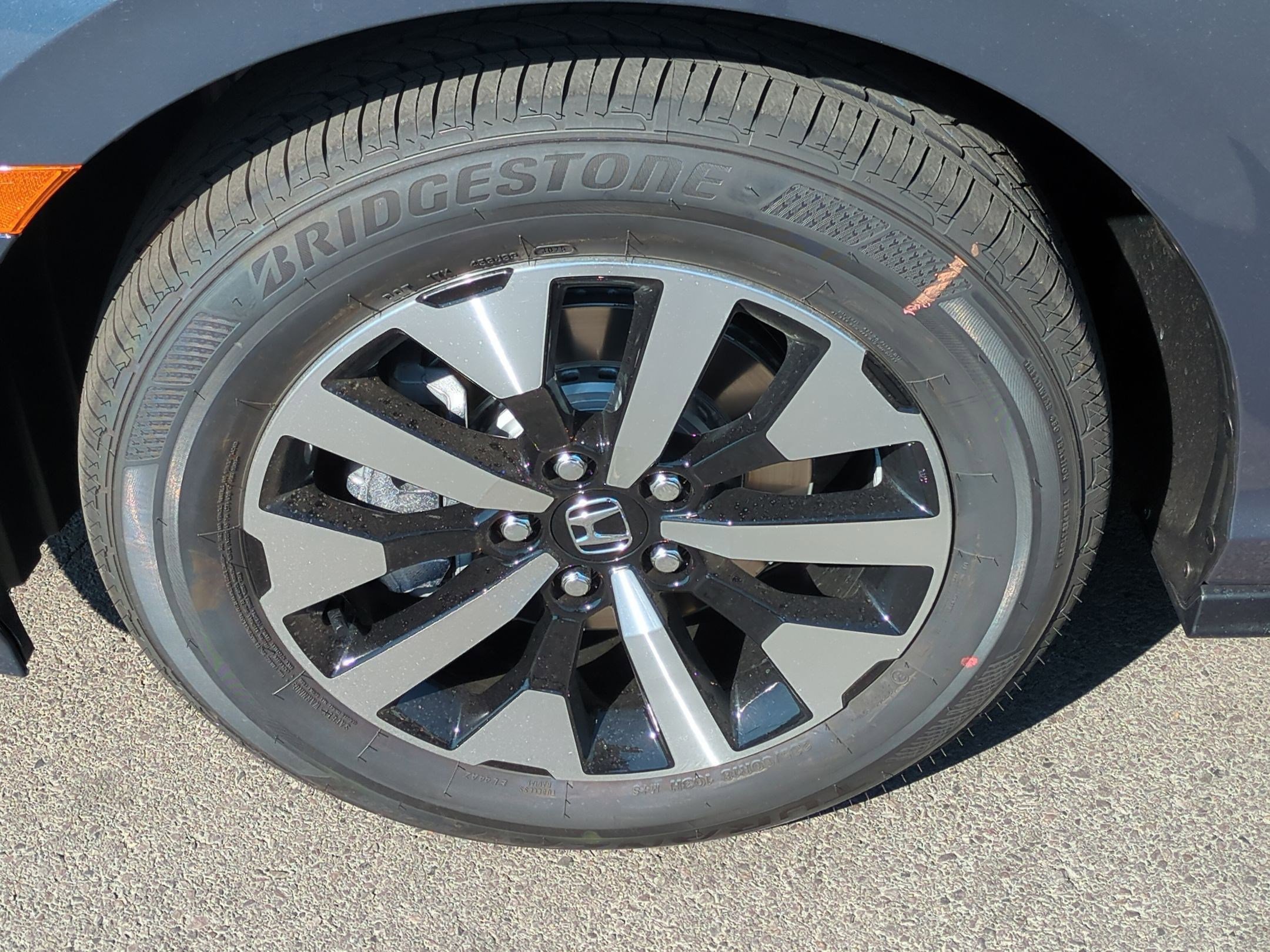 2026 Honda Odyssey EX-L photo 14
