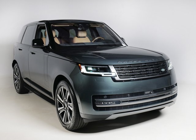 2023 Land Rover Range Rover SE photo 20