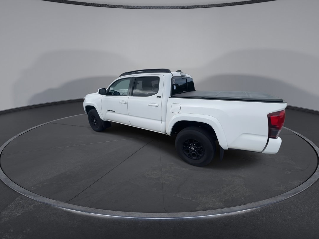 2022 Toyota Tacoma SR5 photo 6