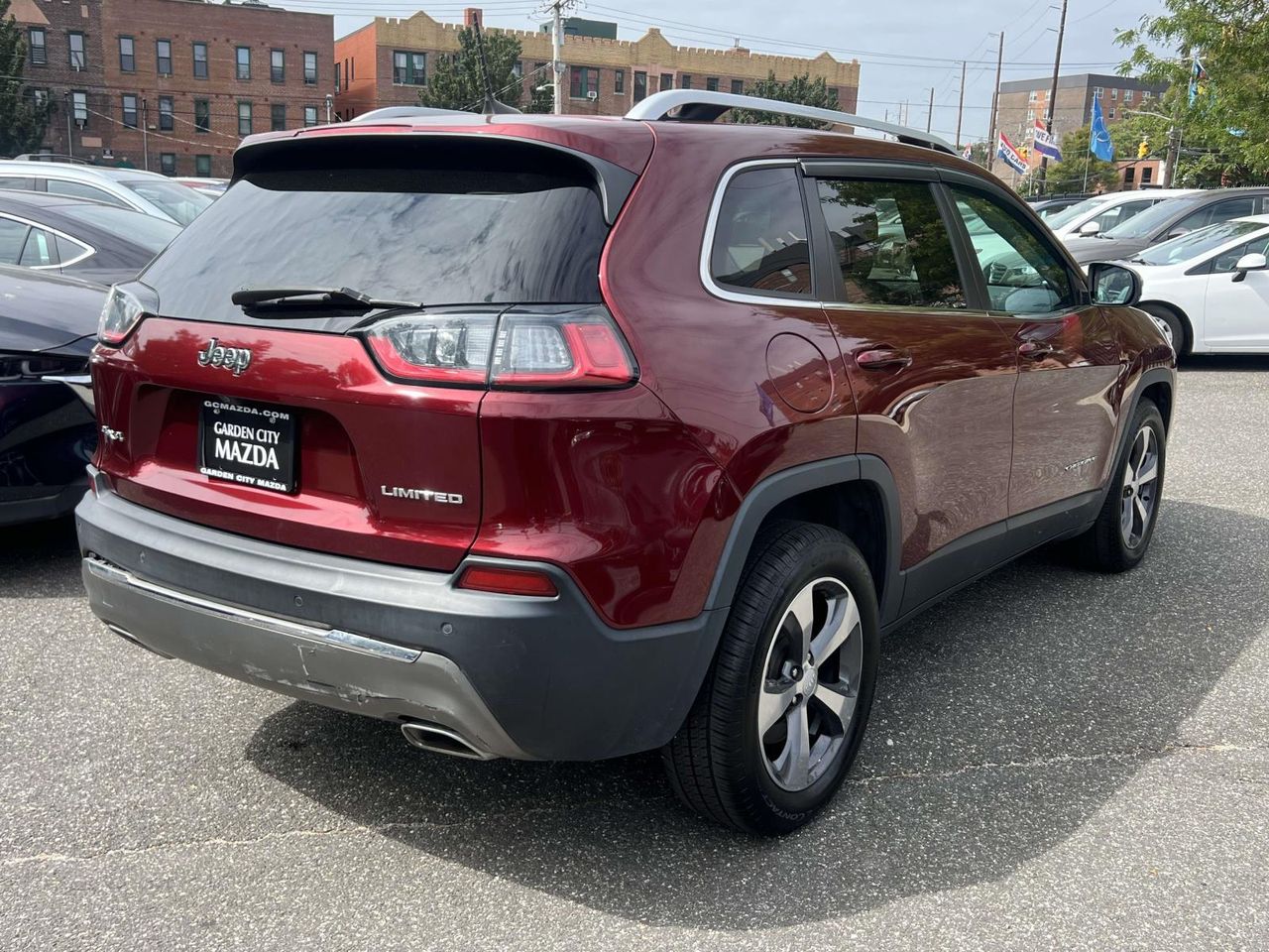 2019 Jeep Cherokee Limited photo 2