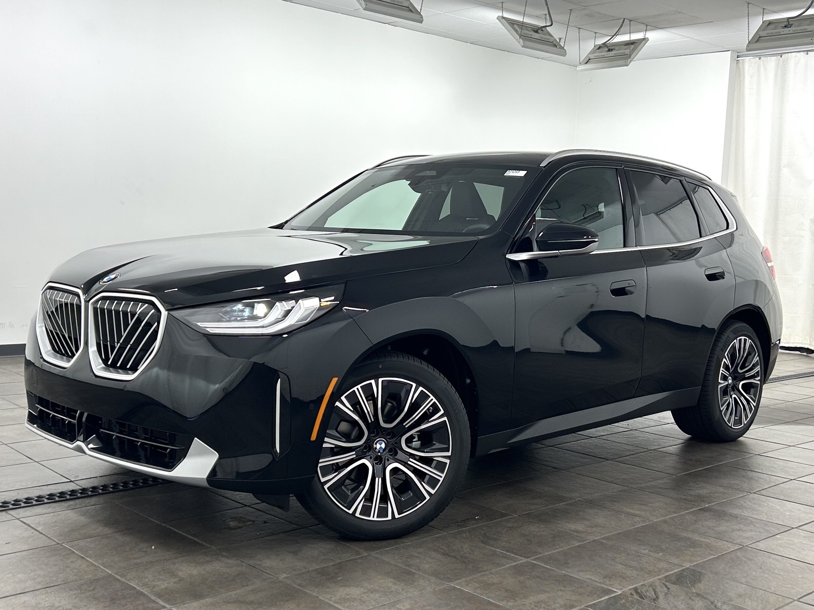 2025 BMW X3 30's photo