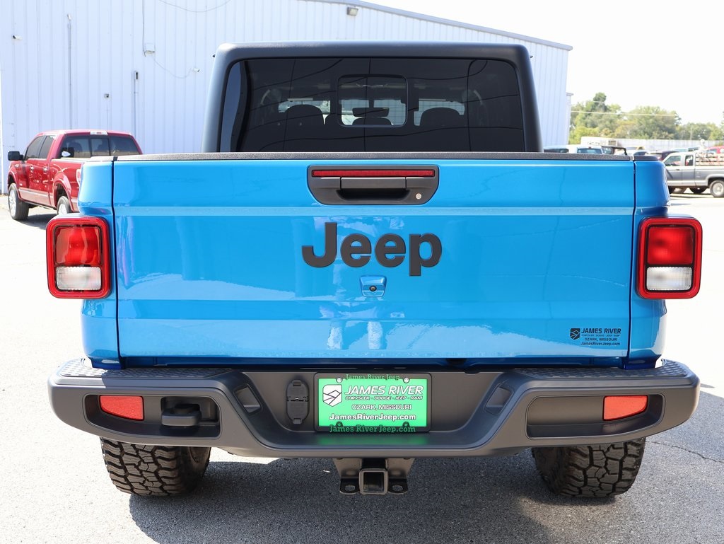2022 Jeep Gladiator Sport photo 4