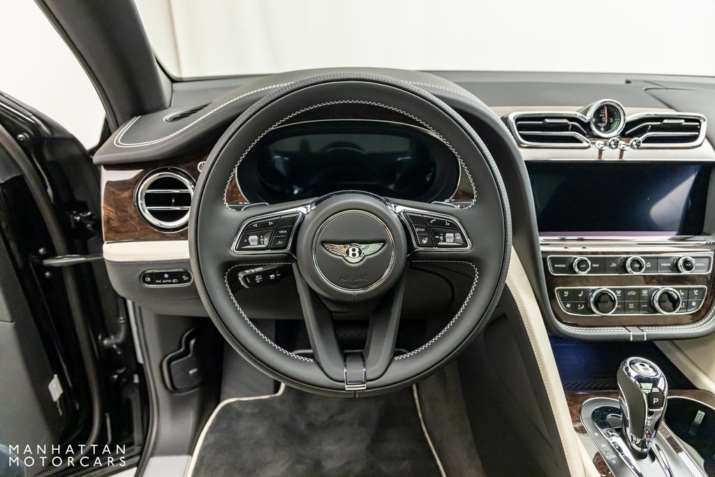 2024 Bentley Bentayga EWB photo 14