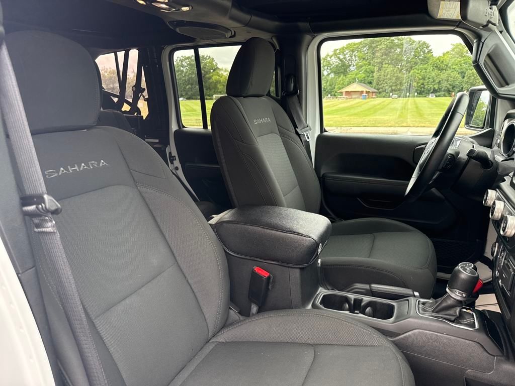 2021 Jeep Wrangler Unlimited Sahara Sport photo 15
