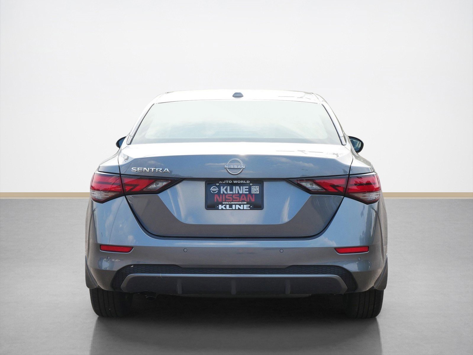 2025 Nissan Sentra SV photo 3
