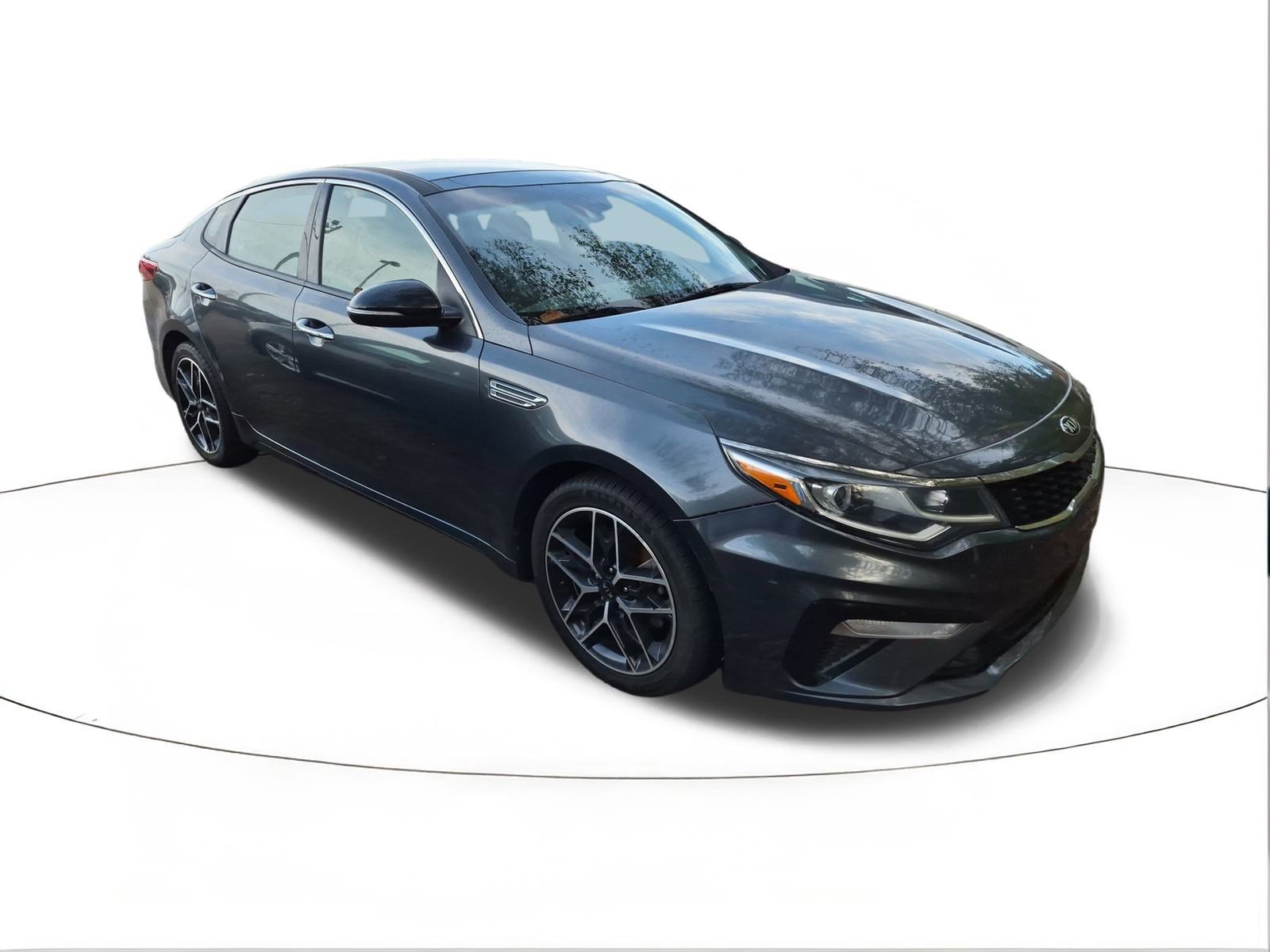 2020 Kia Optima SE's photo