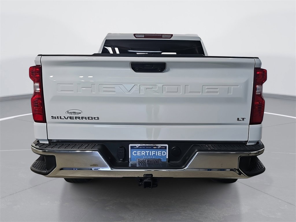 2023 Chevrolet Silverado 1500 LT photo 3
