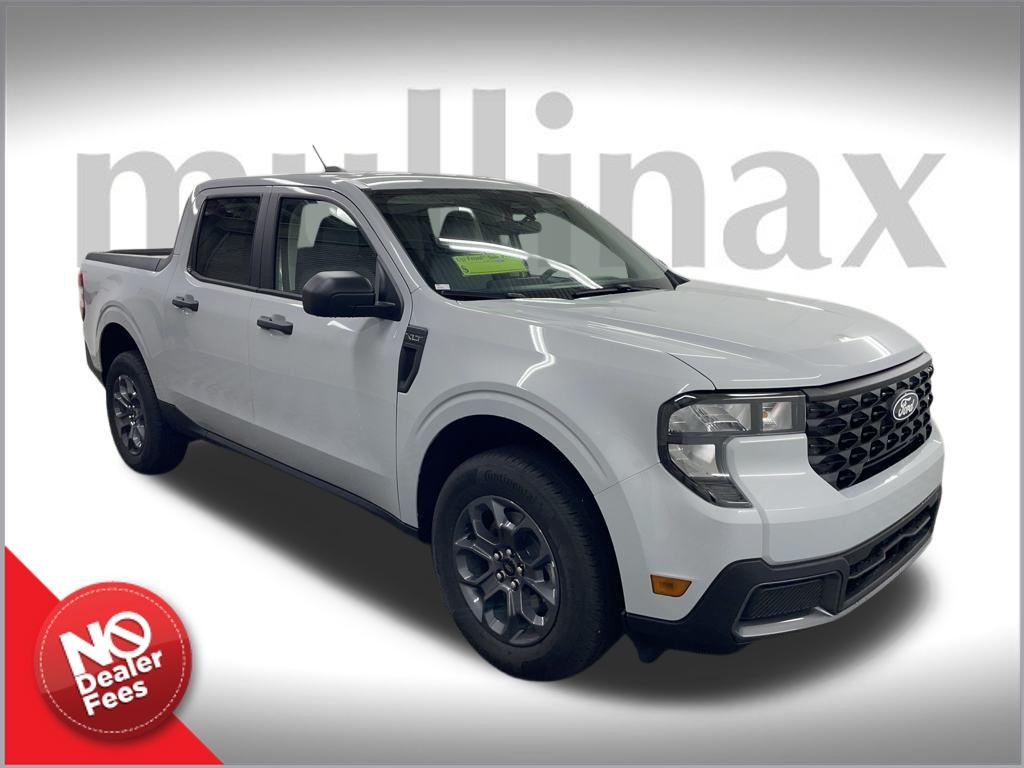 2025 Ford Maverick XLT's photo