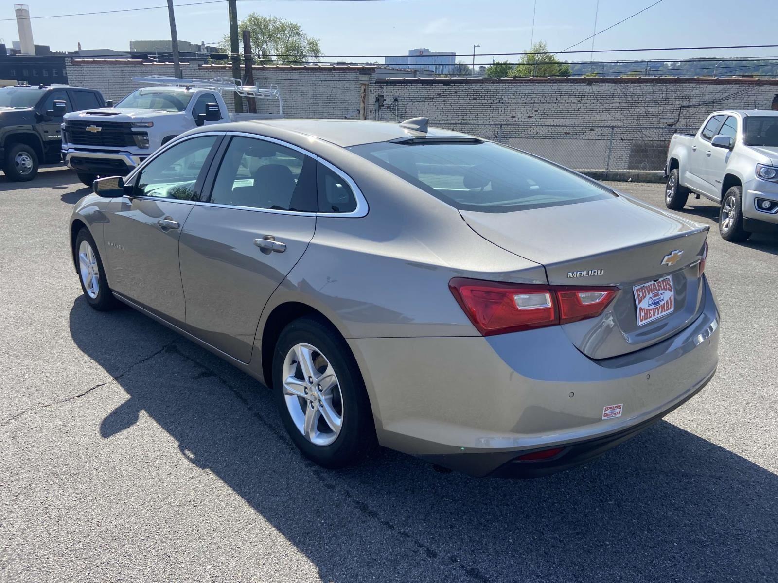 2024 Chevrolet Malibu 1LT photo 7