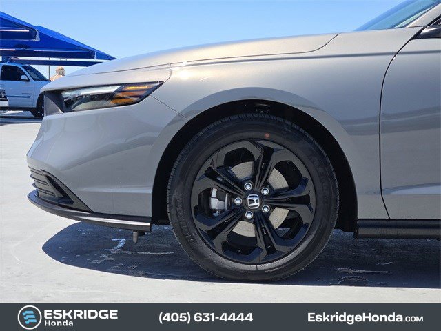 2025 Honda Accord SE photo 4