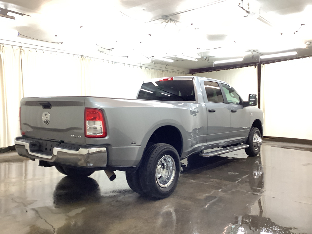 2024 Ram 3500 Big Horn photo 5