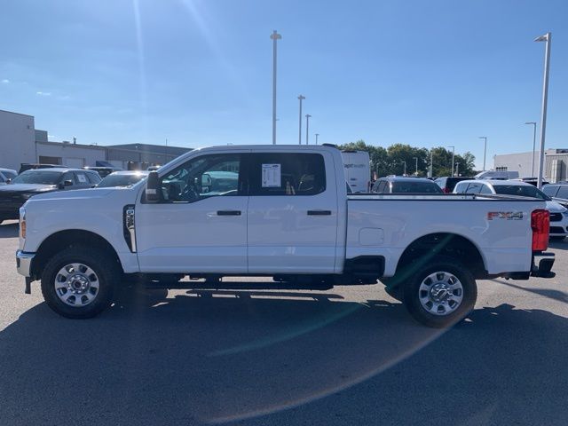 2024 Ford F-350 photo 4