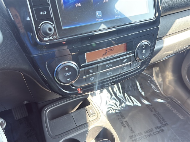 2024 Mitsubishi Mirage ES photo 26