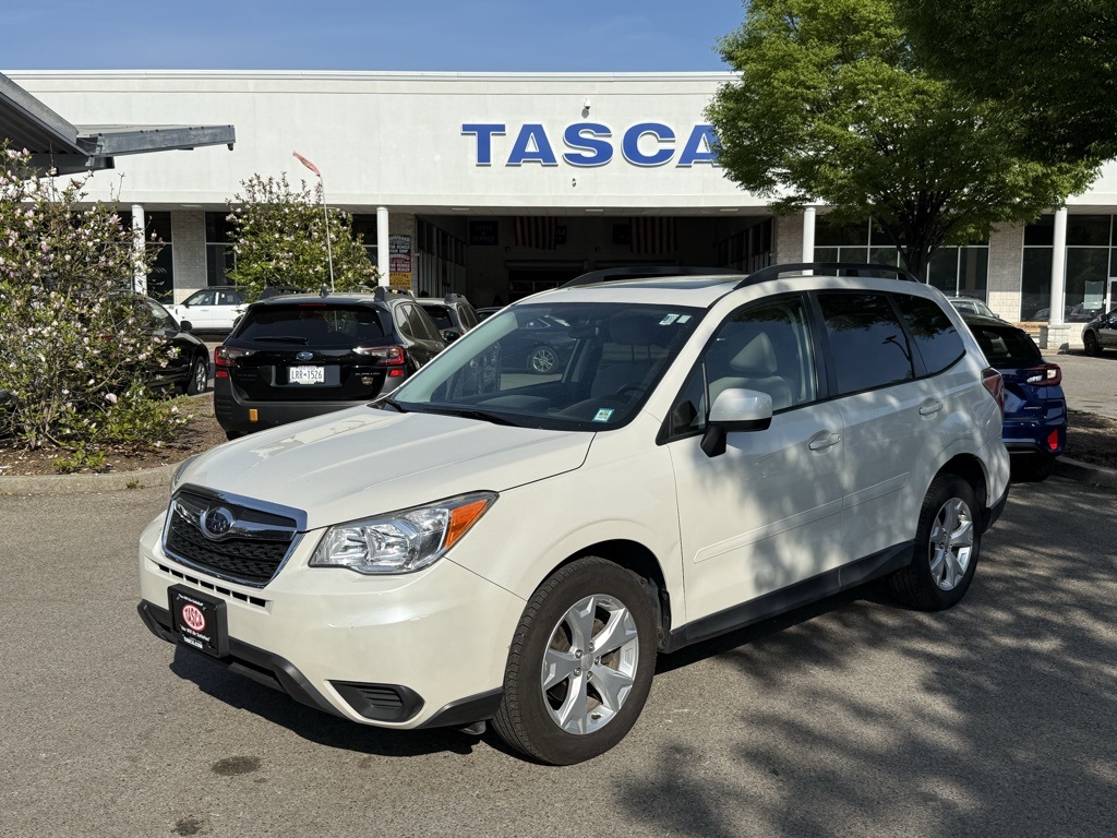 Used 2014 Satin White Pearl Subaru 2.5i Premium image 1