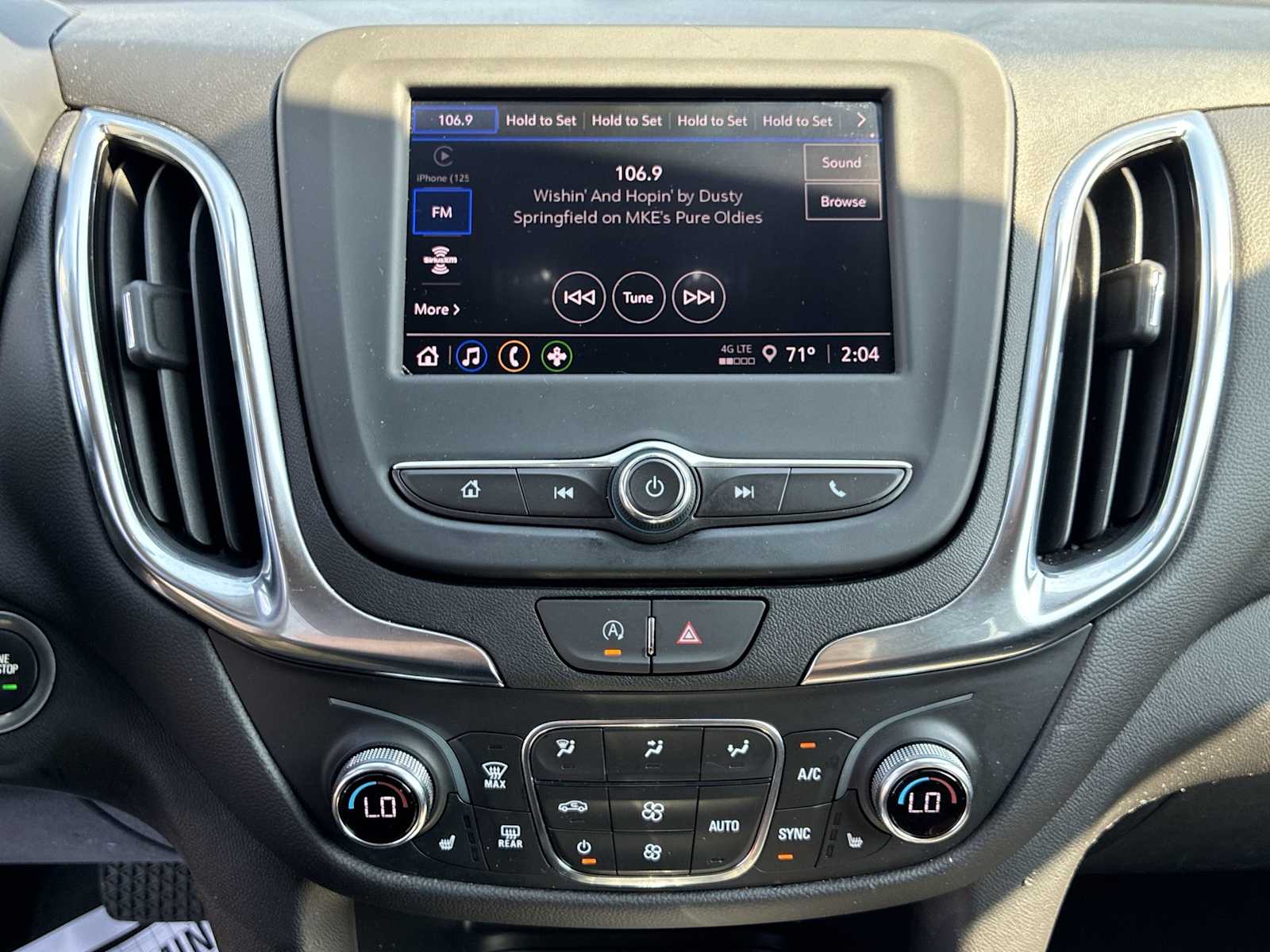 2023 Chevrolet Equinox LT photo 13