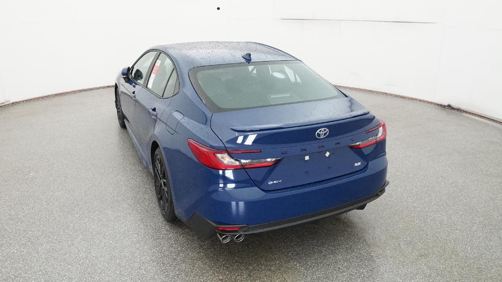 2025 Toyota Camry SE photo 16