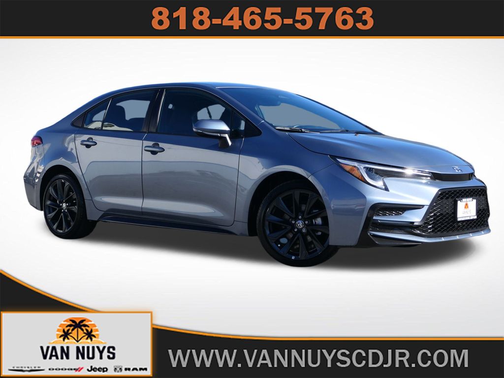 2024 Toyota Corolla SE's photo