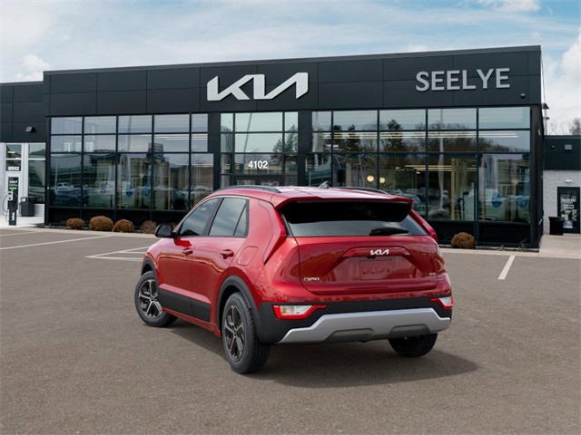 2025 Kia Niro LX photo 3