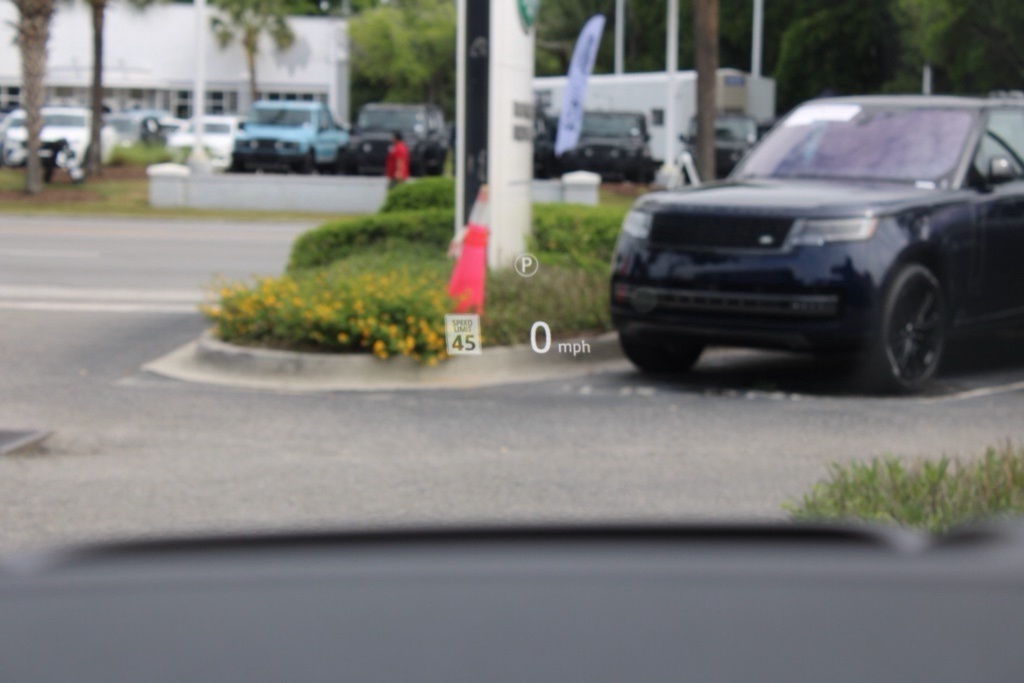 2024 Land Rover Range Rover Evoque Dynamic SE photo 15