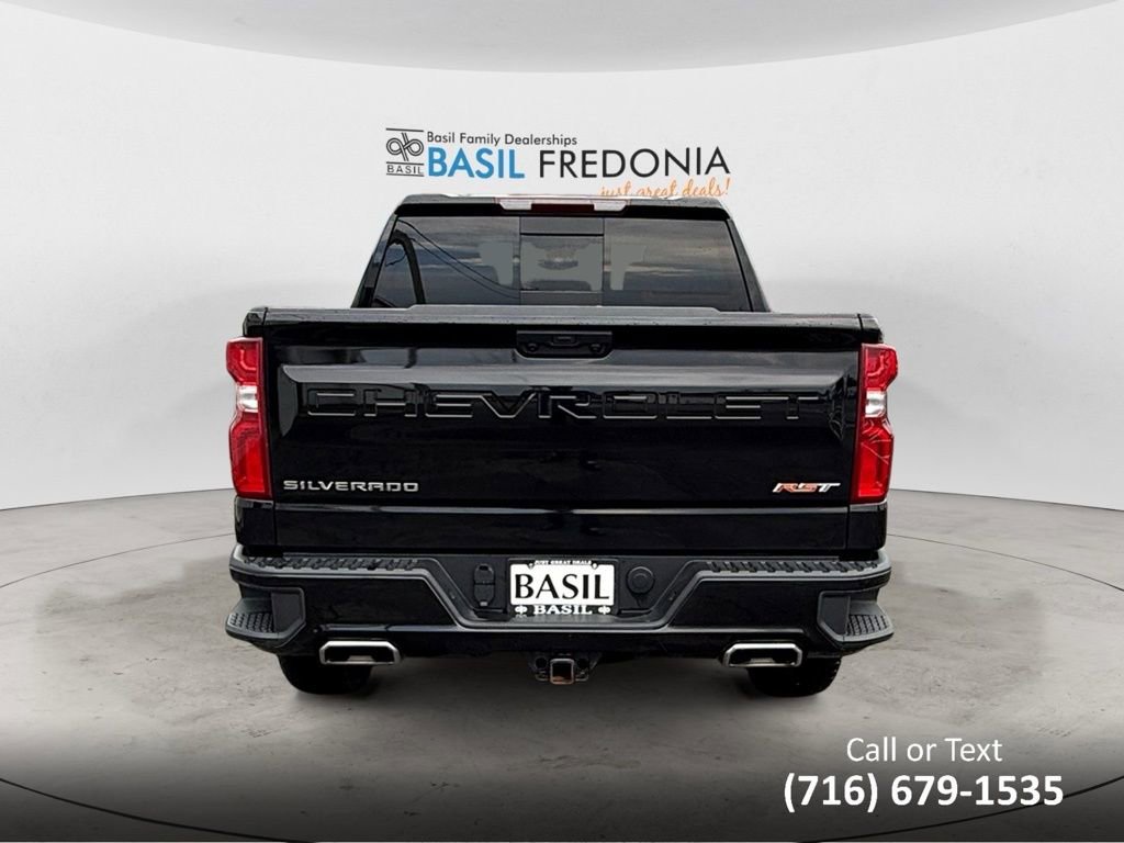 2024 Chevrolet Silverado 1500 RST photo 3