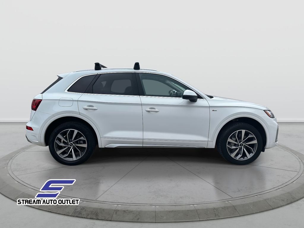 2023 Audi Q5 45 S line Premium photo 3