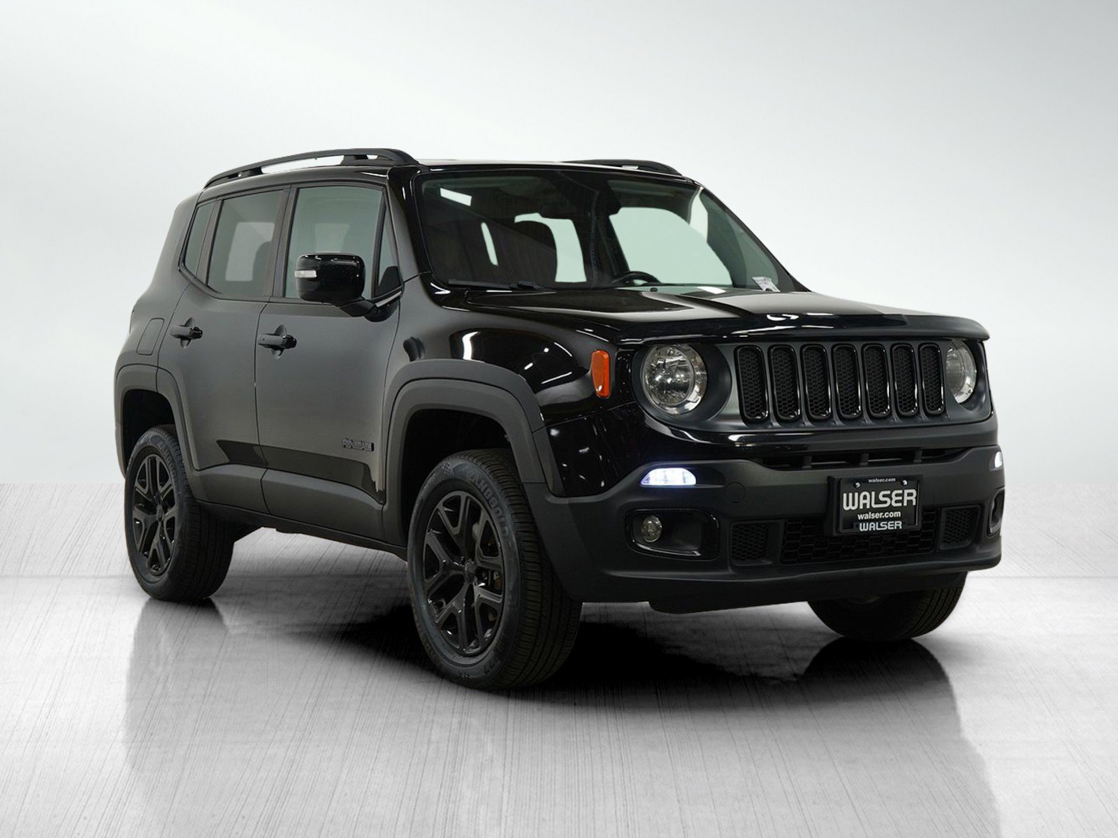2017 Jeep Renegade Latitude North Edition photo 4