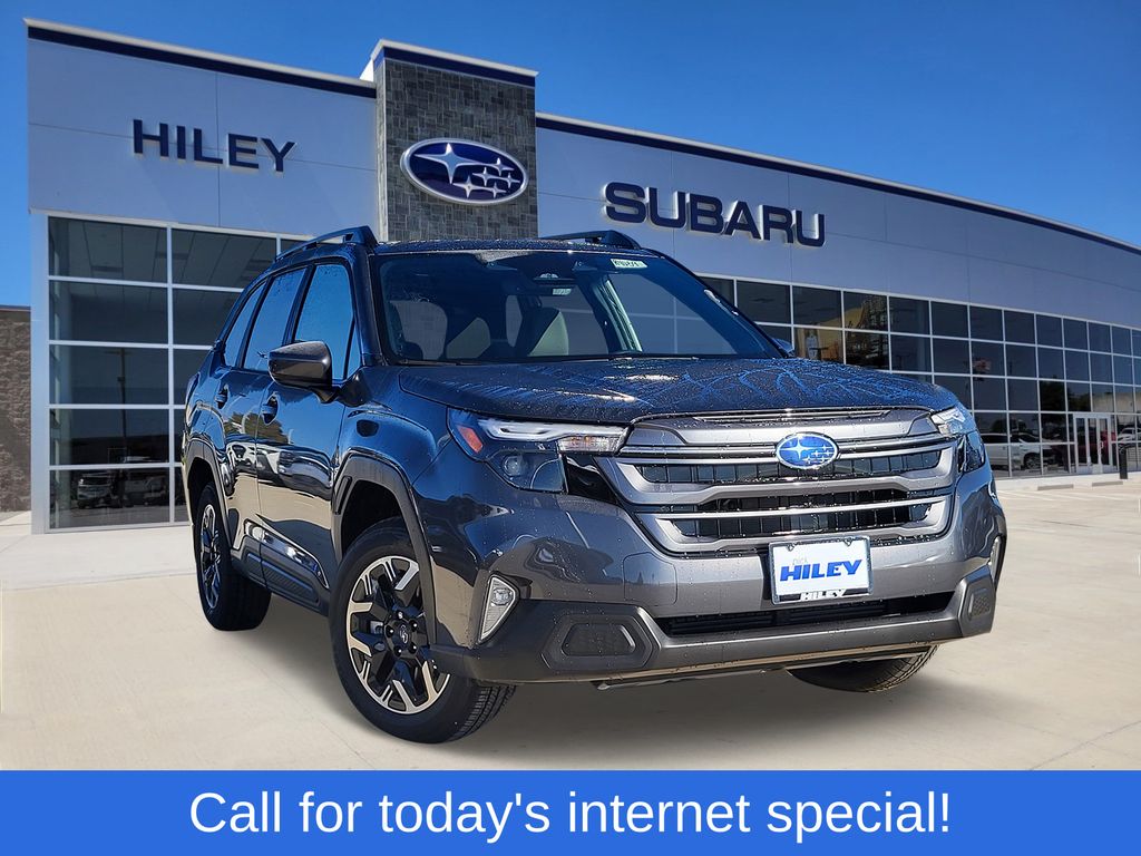 2025 Subaru Forester Premium's photo