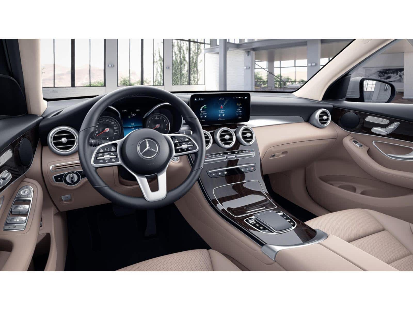 2022 Mercedes Benz GLC 300 photo 2